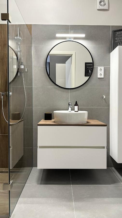 Linden Apartman 107 Glamour (Adults Only) Mosonmagyaróvár Exterior foto